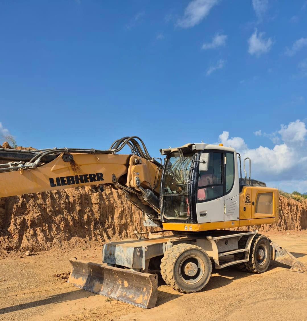 Liebherr R 924 Litronic - Imagen 5