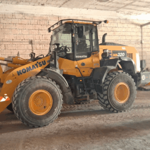 KOMATSU WA320-8E0