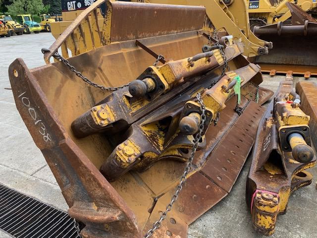 KOMATSU D155AX-8 - Imagen 2