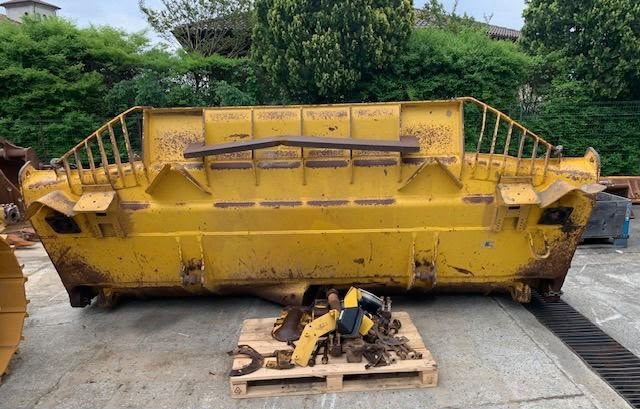 KOMATSU D155AX-8 - Imagen 6